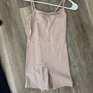 Aritzia Wilfred Free Divinity 5” Romper, XS, Barely Blush